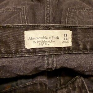 Abercrombie & Fitch 90s relaxed high rises jeans